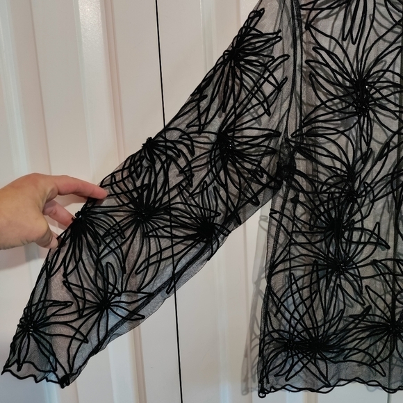 Embroidered beaded mesh blazer top woman size large - Picture 3 of 6